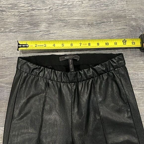 BCBG Maxazria XS stretch soft faux leather pant leggings accented w/ raised hem - Picture 4 of 9